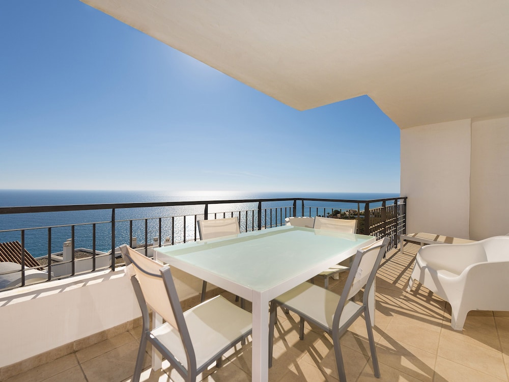 Olee Nerja Holiday Rentals By Fuerte Group 19/30