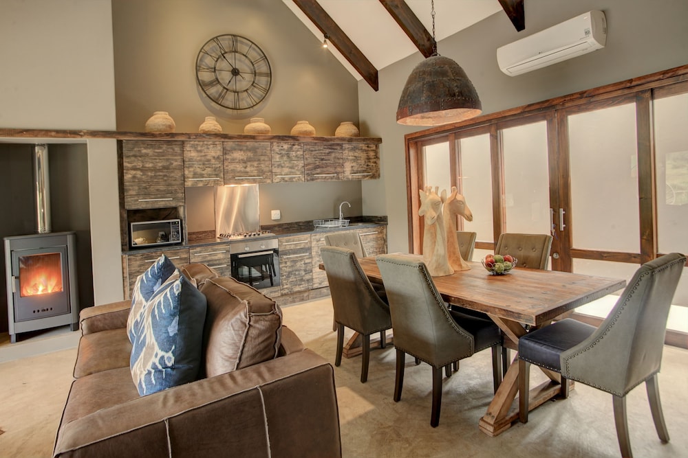 Bush Villas Self-Catering At Botlierskop 22/50