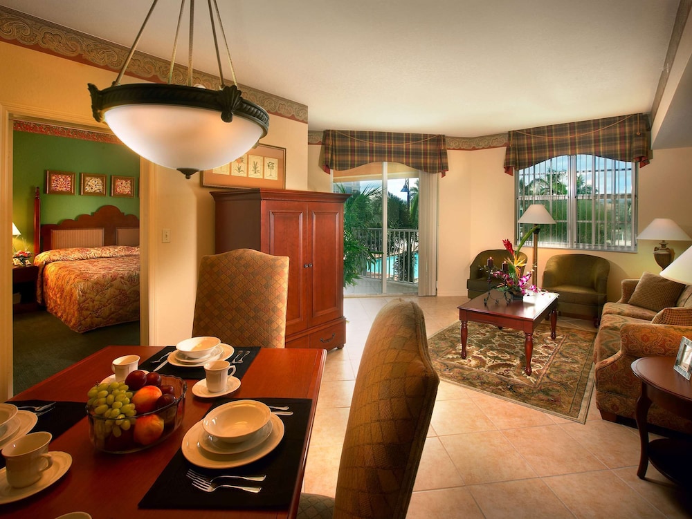Mizner Place At Weston Town Center 39/69