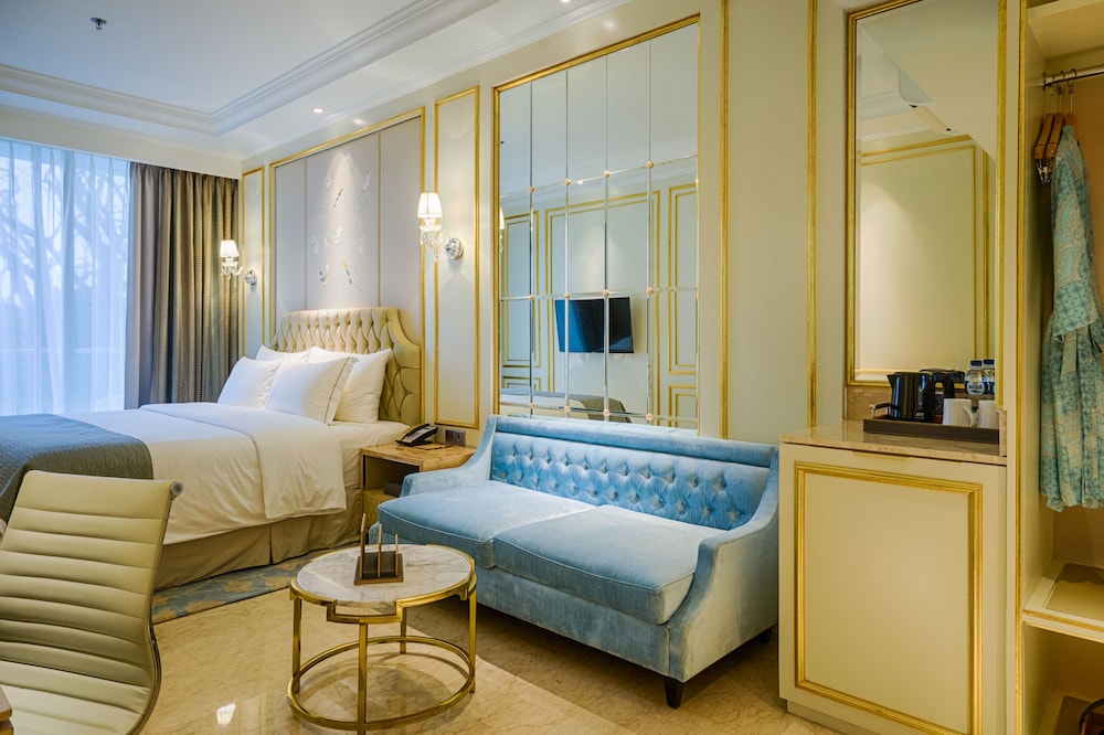 Art Deco Luxury Hotel & Residence 15/39