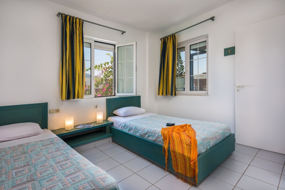 شقة بسريرين منفصلين بغرفة نوم واحدة مع أريكة، Evdokia Suites 4/10
