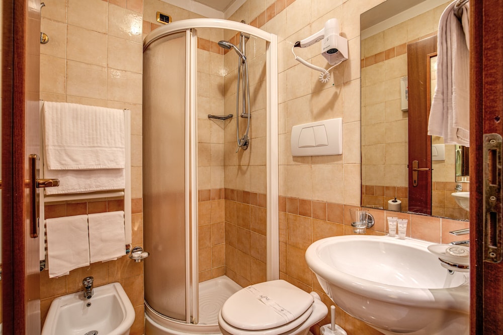 Hotel Verona Rome 25/56