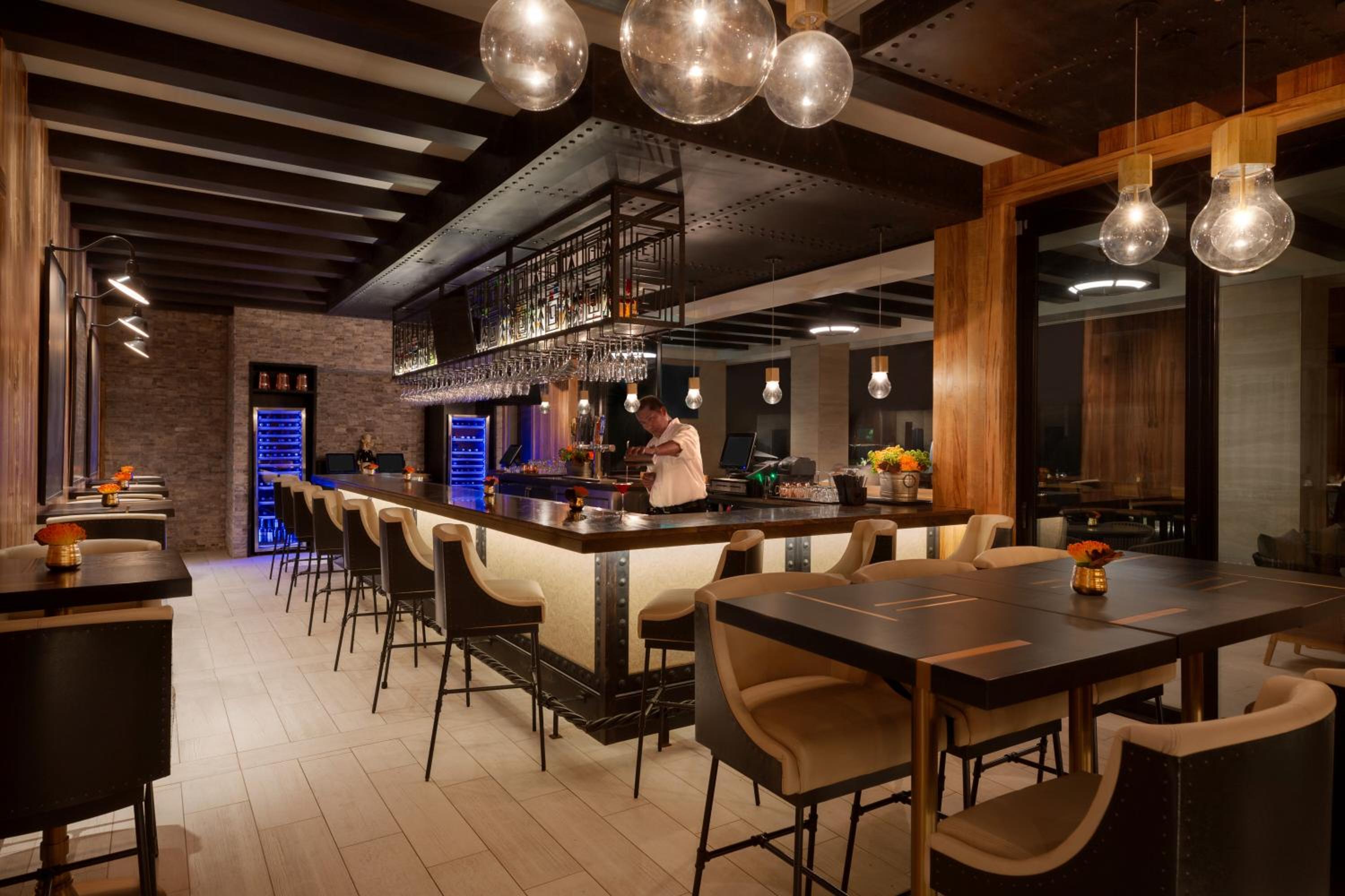 Casitas at the Hoodoo Moab, Curio Collection by Hilton 23/32