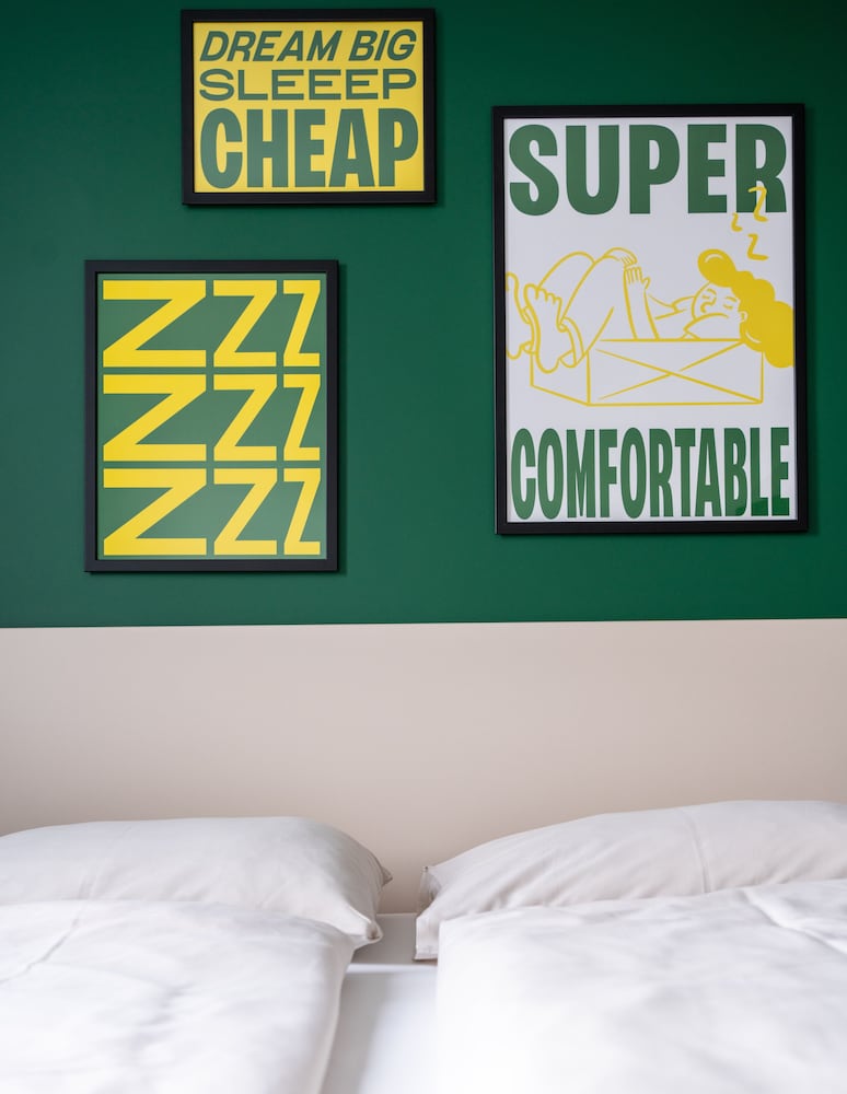 SLEEEP HOTEL Ansfelden 11/27