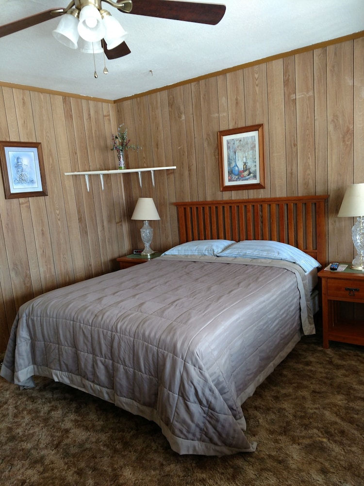 Cold Springs Station Resort 4/25
