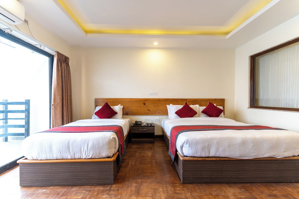 NAGARKOT SHANGRILA RESORT 24/60