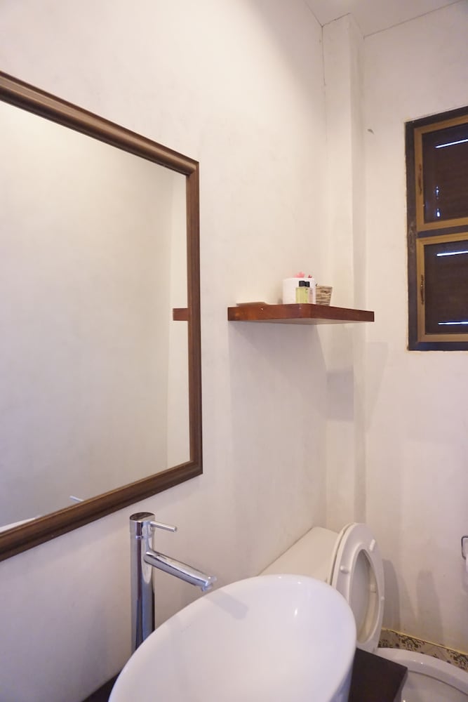 Sri Chiangkhan Hotel 44/44