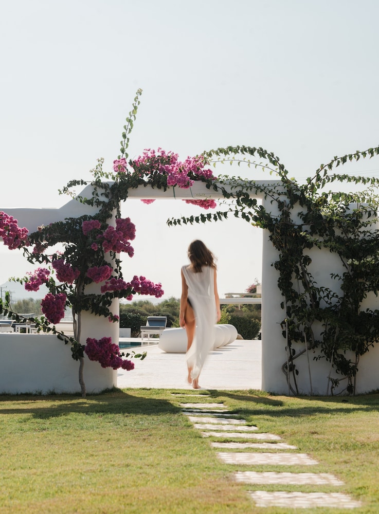 White Dunes Luxury Suites 42/50