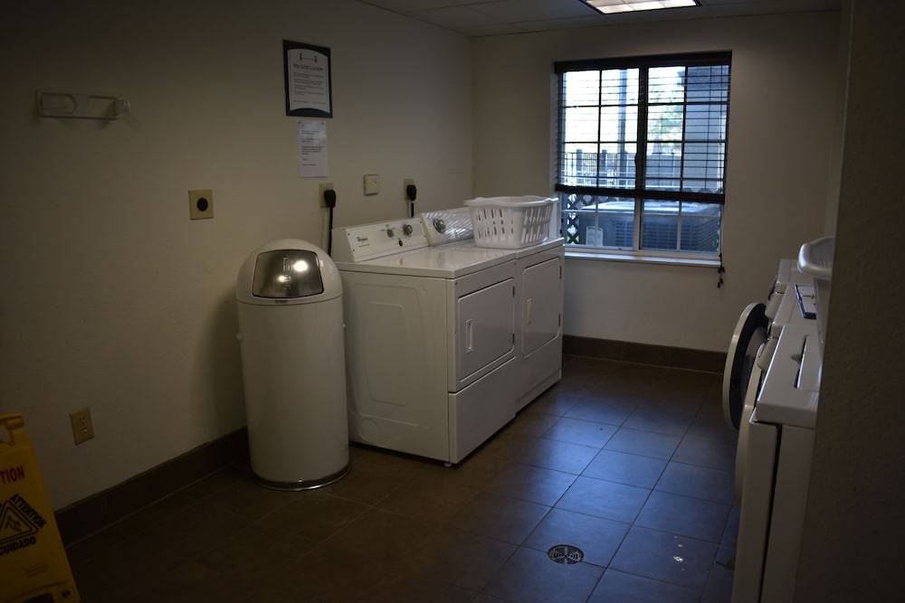 Staybridge Suites Cranbury-South Brunswick 36/75