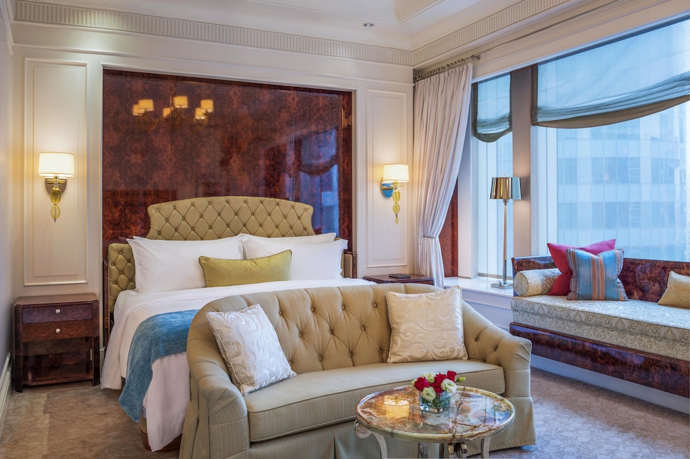 The St Regis Singapore 36/48