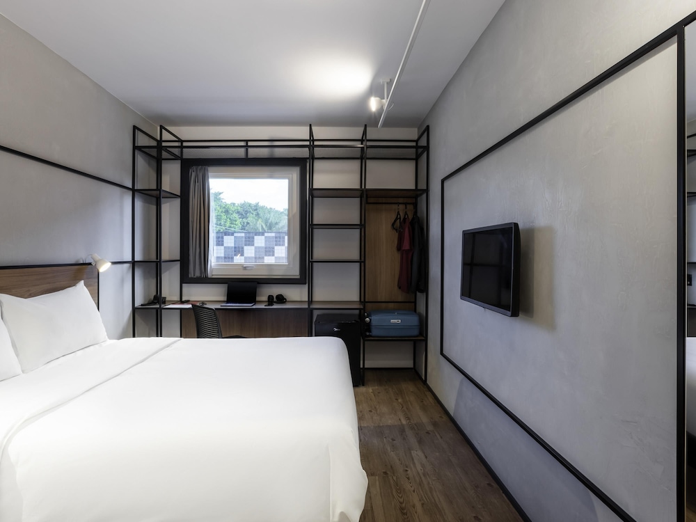 Ibis Botucatu 10/50
