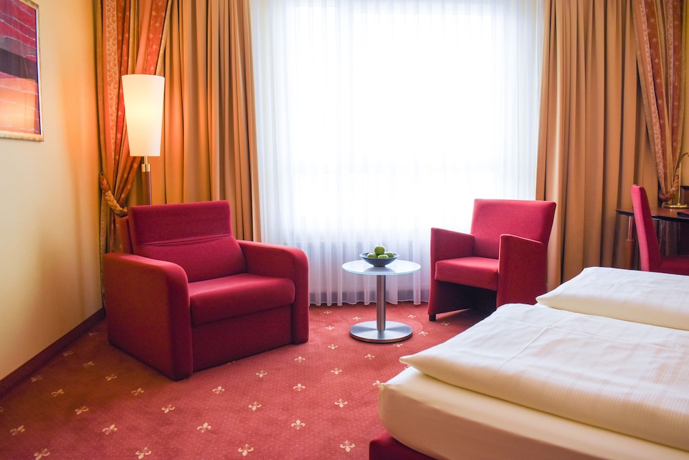 Hotel Esperanto 32/69