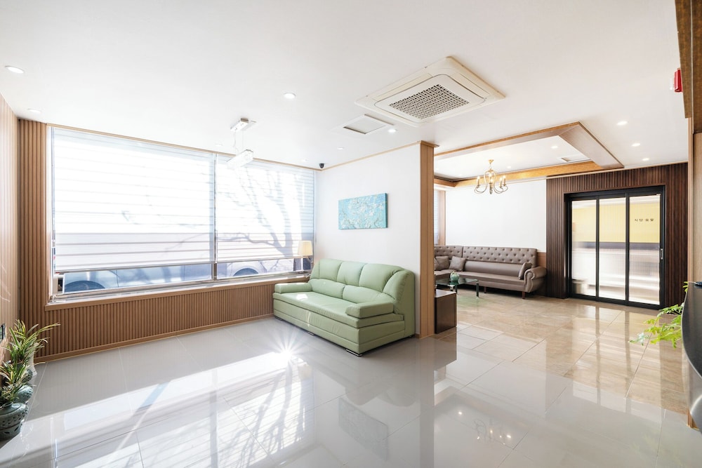 Pearl Business Hotel 37/50