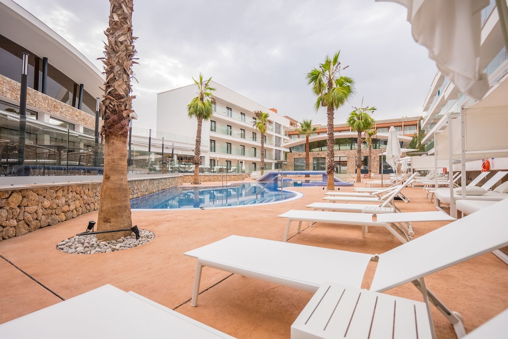 Morlans Suite Hotel Adults Only 31/51