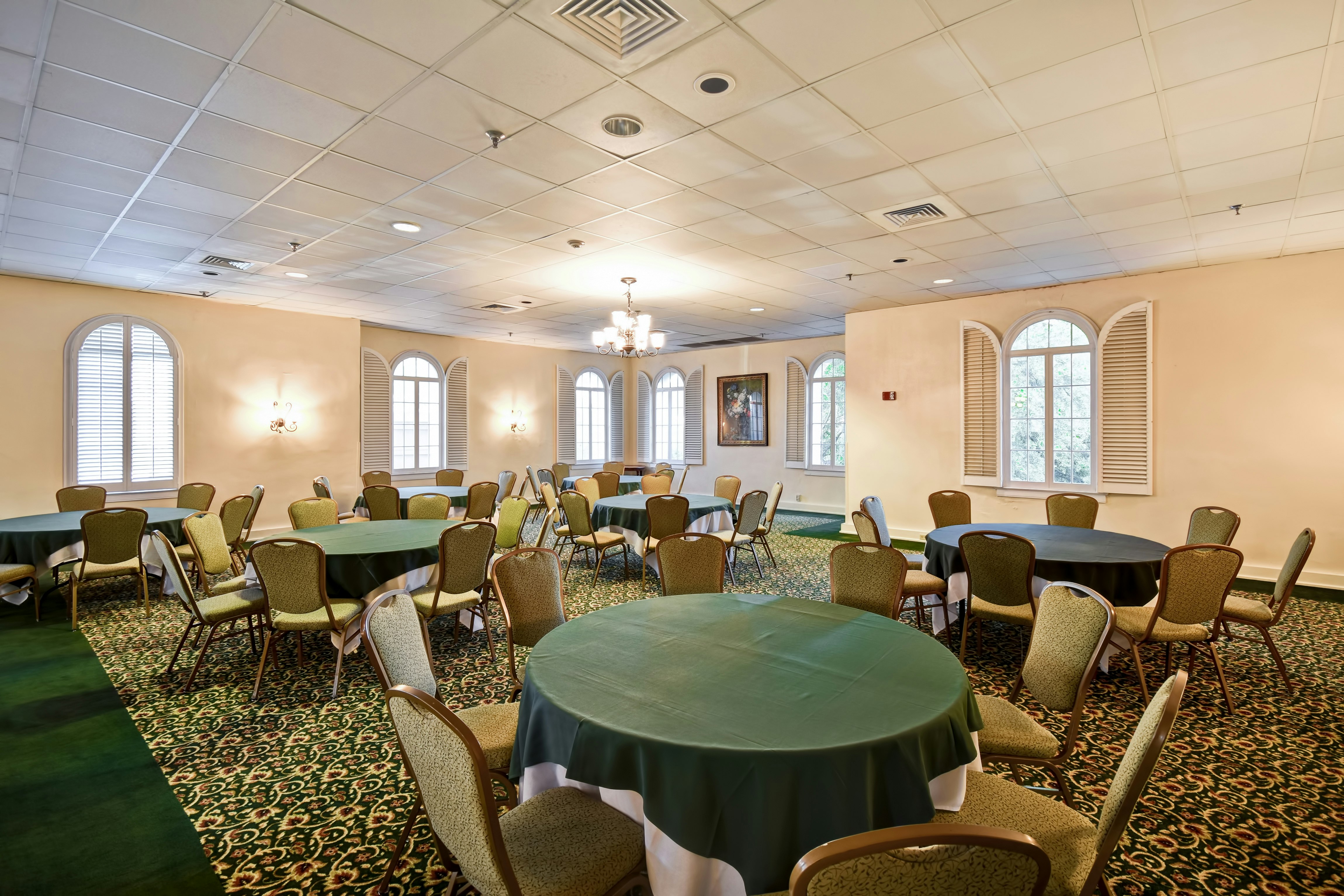 Embassy Suites Charleston Historic Charleston 21/25