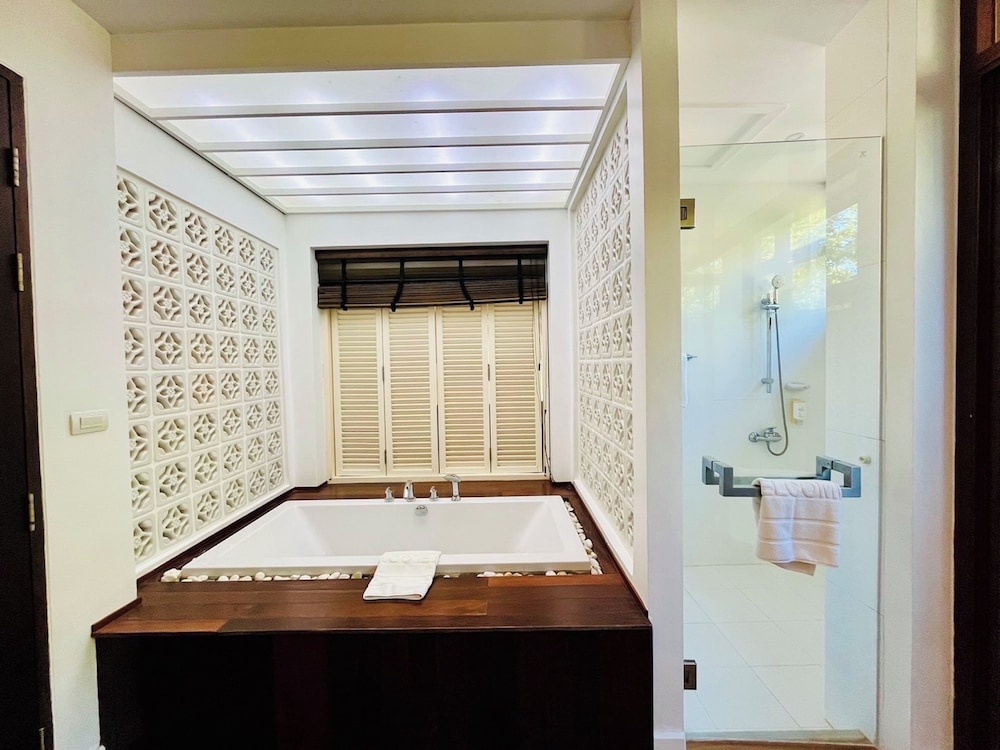 Amatapura Beach Villa 12 40/57