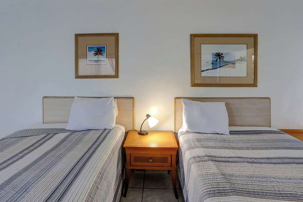 Studio, 2 Double Beds