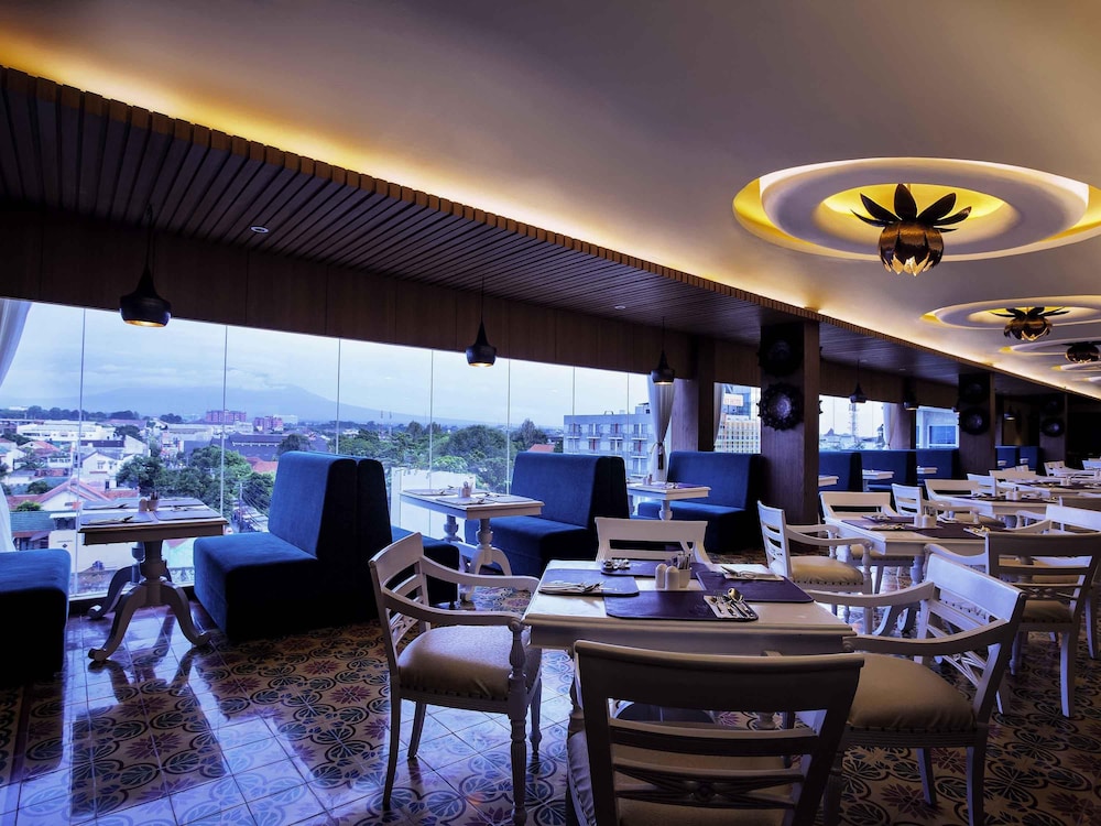 Grand Mercure Yogyakarta Adi Sucipto 48/70