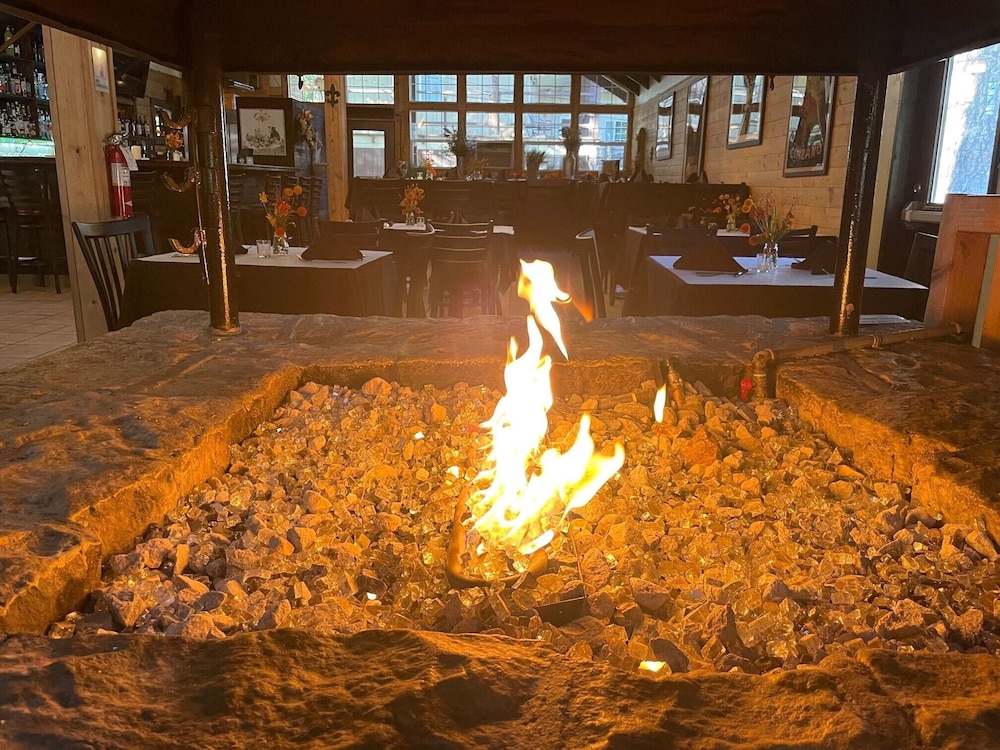 Shasta Inn 45/46