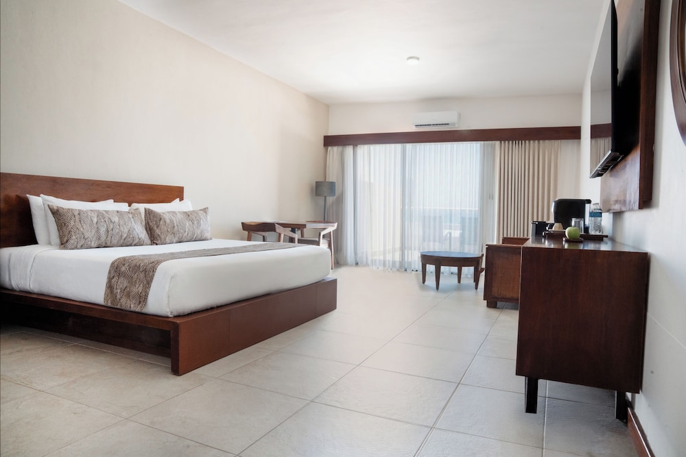The Mint Resort Isla Mujeres 26/67