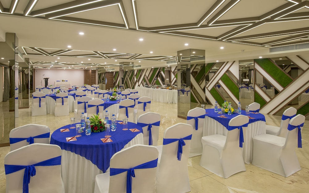 Lords Eco Inn Morbi 30/35