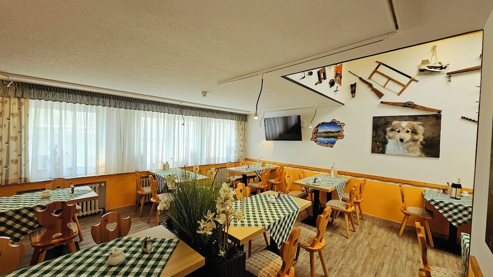 Hotel And Restaurant Edel Weiss Bremen 48/71