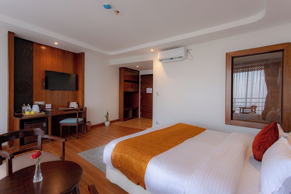 Hotel Sarathi 16/50