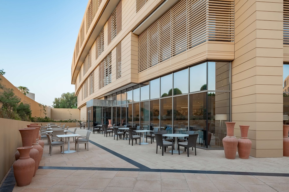 فندق وريزيدنس راديسون بلو ، حي السفارات الرياض(Radisson Blu Hotel Residence Riyadh Diplomatic Quarter) 64/68