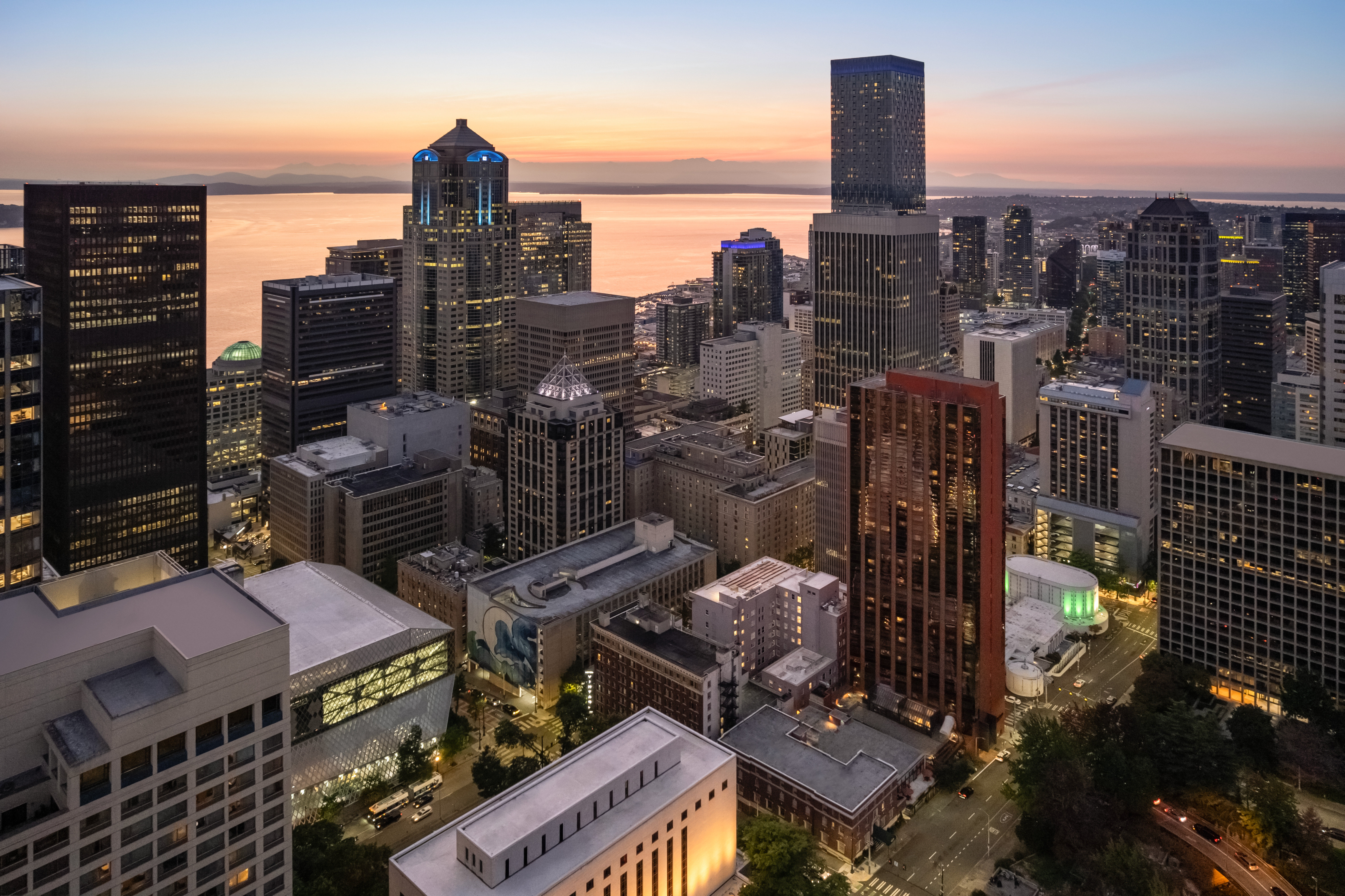 Crowne Plaza Seattle Hotel 74/80