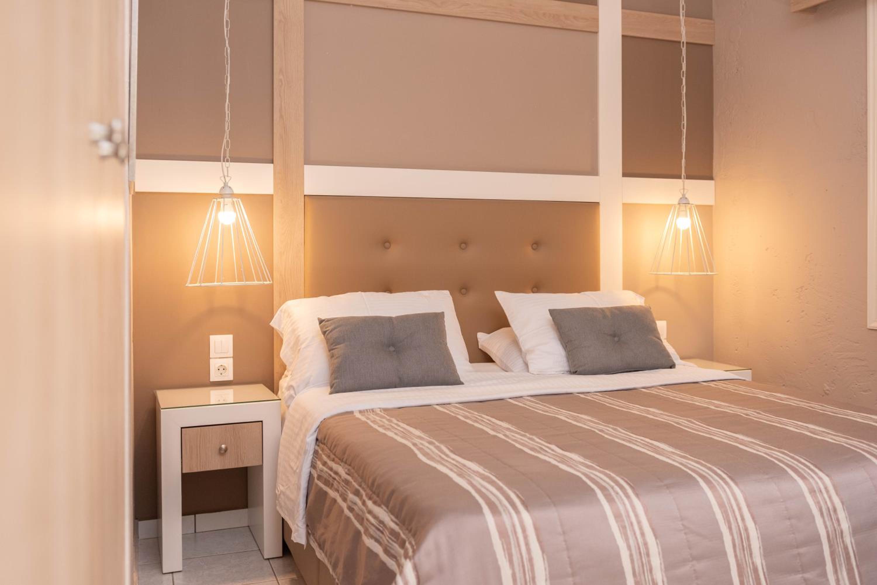 Room at Lino Mare Hotel, MALEVIZI