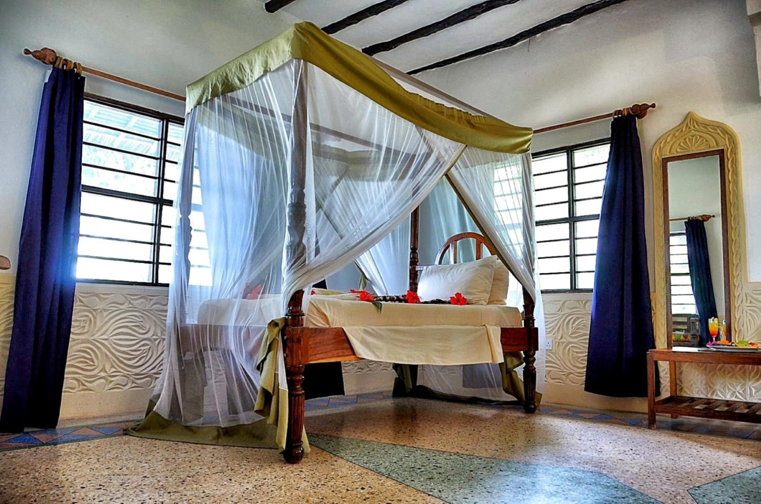 Room, Triple, Pongwe Beach Hotel 7/10