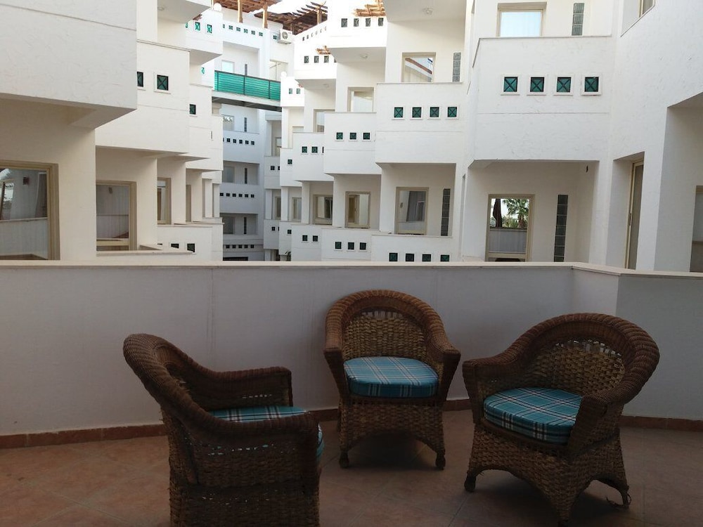 Elaria Hotel 40/68