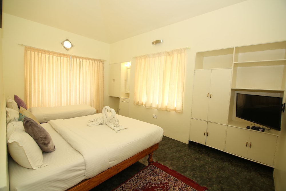 Delightz Inn Tiger Hill Resorts 12/50