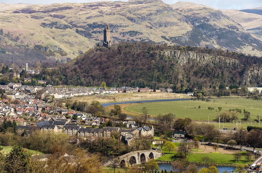 Stirling Highland Hotel 55/58