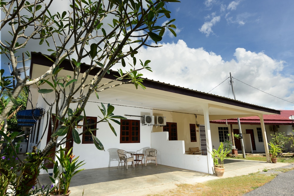 White Lodge 2/50