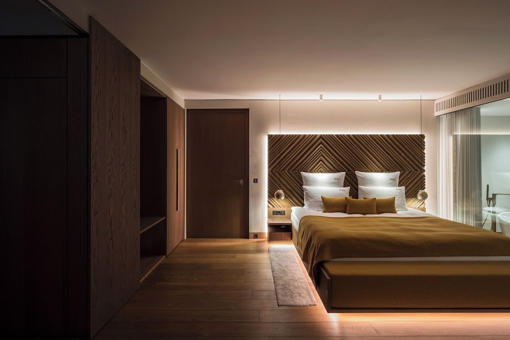 SUITE, KING BED, TERRACE