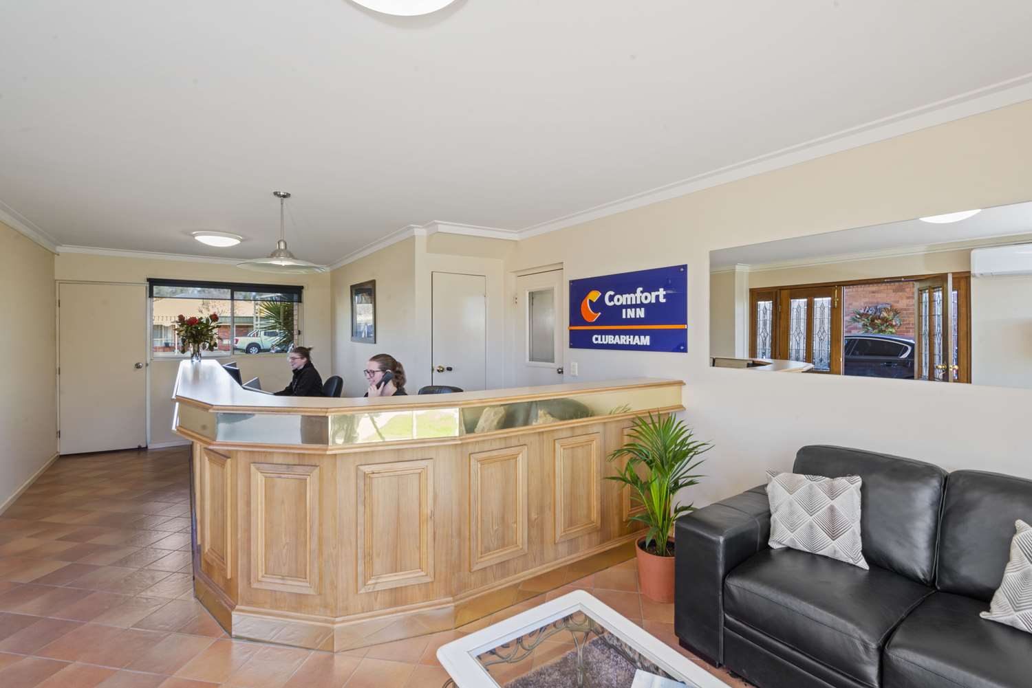 Comfort Inn Clubarham 6/23