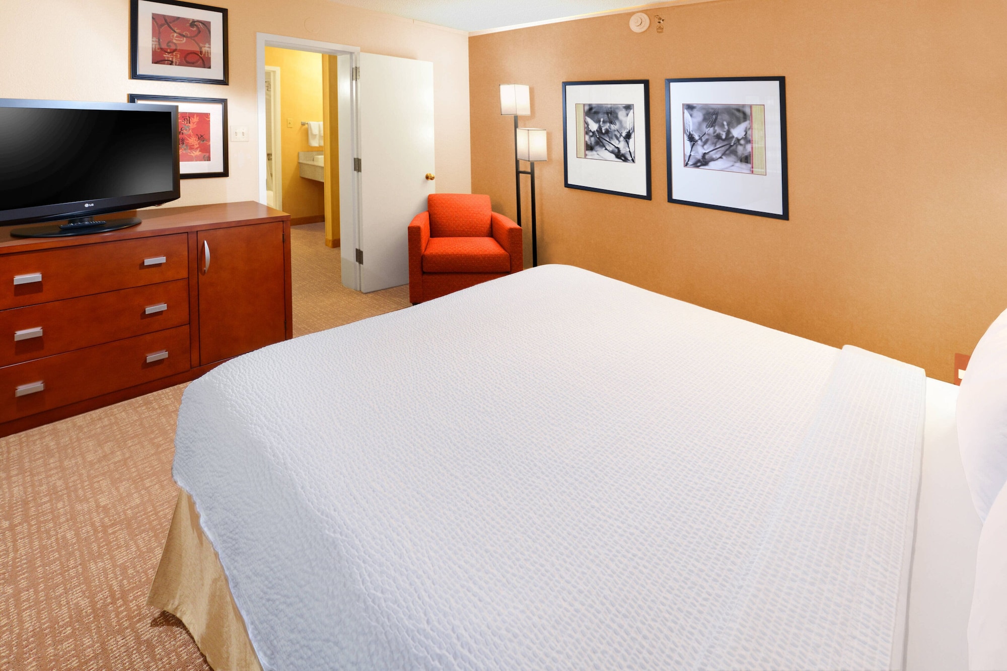 Room at Courtyard By Marriott Dallas Arlington Entertainment Dist, ARLINGTON - TX