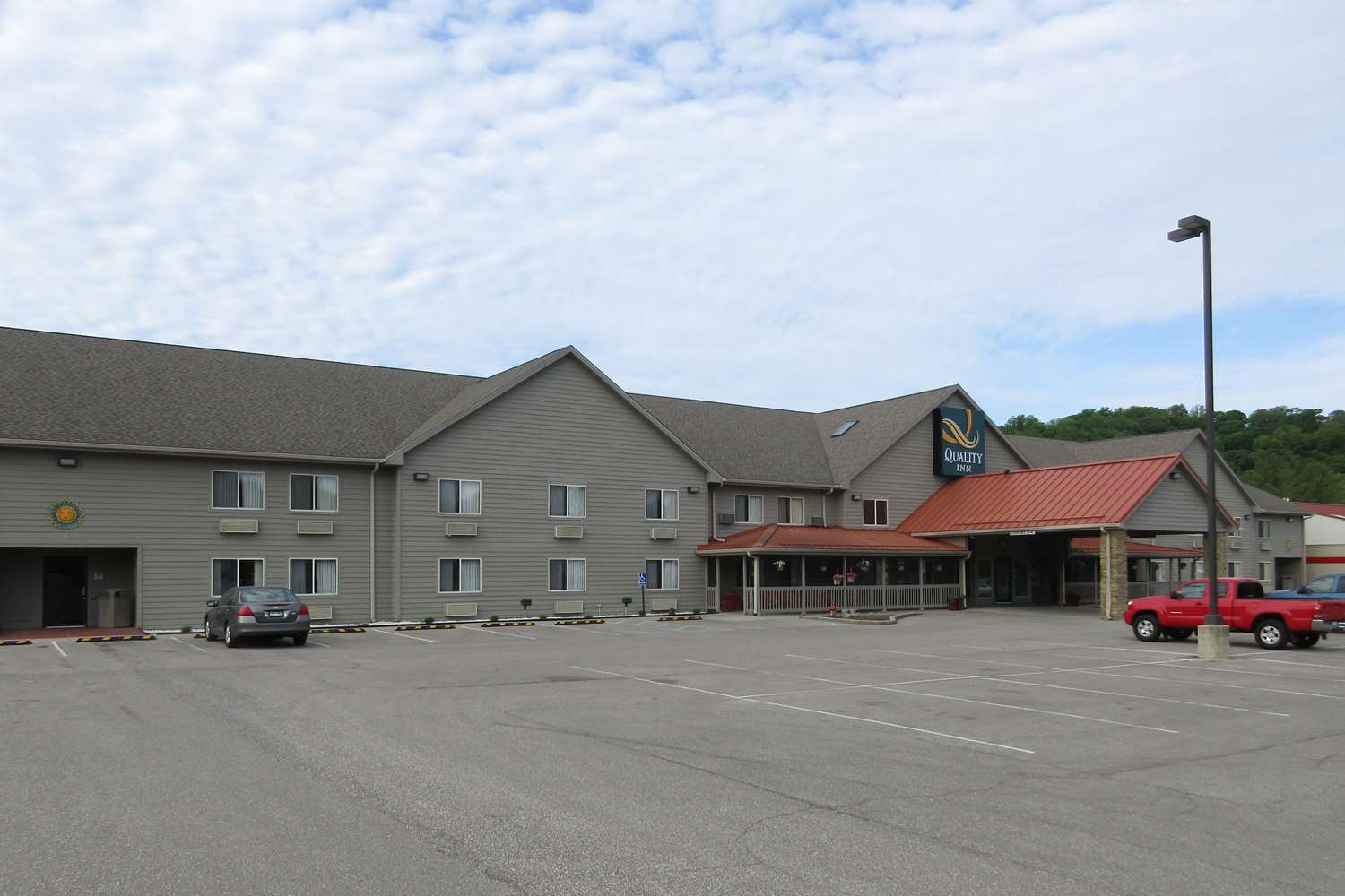 Quality Inn Nashville Bloomington 5/47
