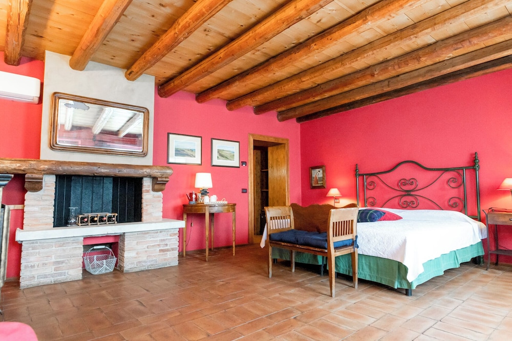 SUPERIOR, DOUBLE BED