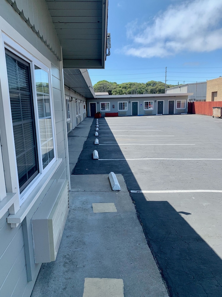 The Fremont Inn (ex Candle Bay Inn) 53/62