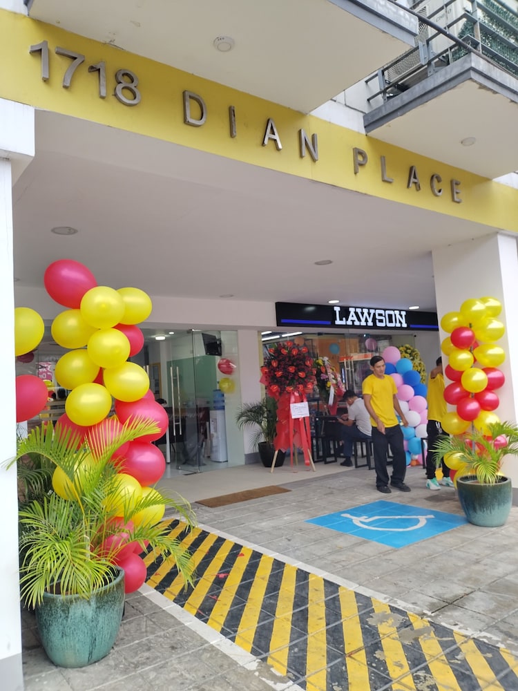Dian SUITES 1 30/35