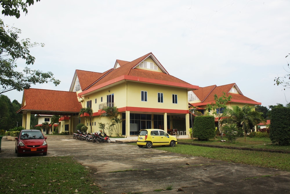 Don Bosco Hotel School 5/60