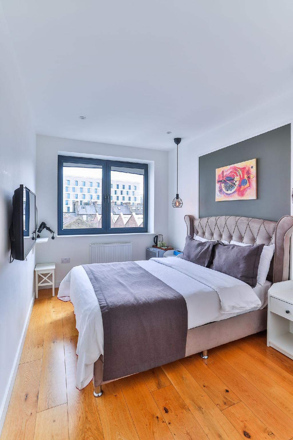 Goodwin St 33/63