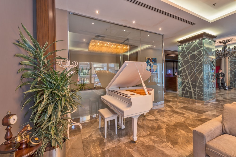 Istanbul Dora Hotel 7/66