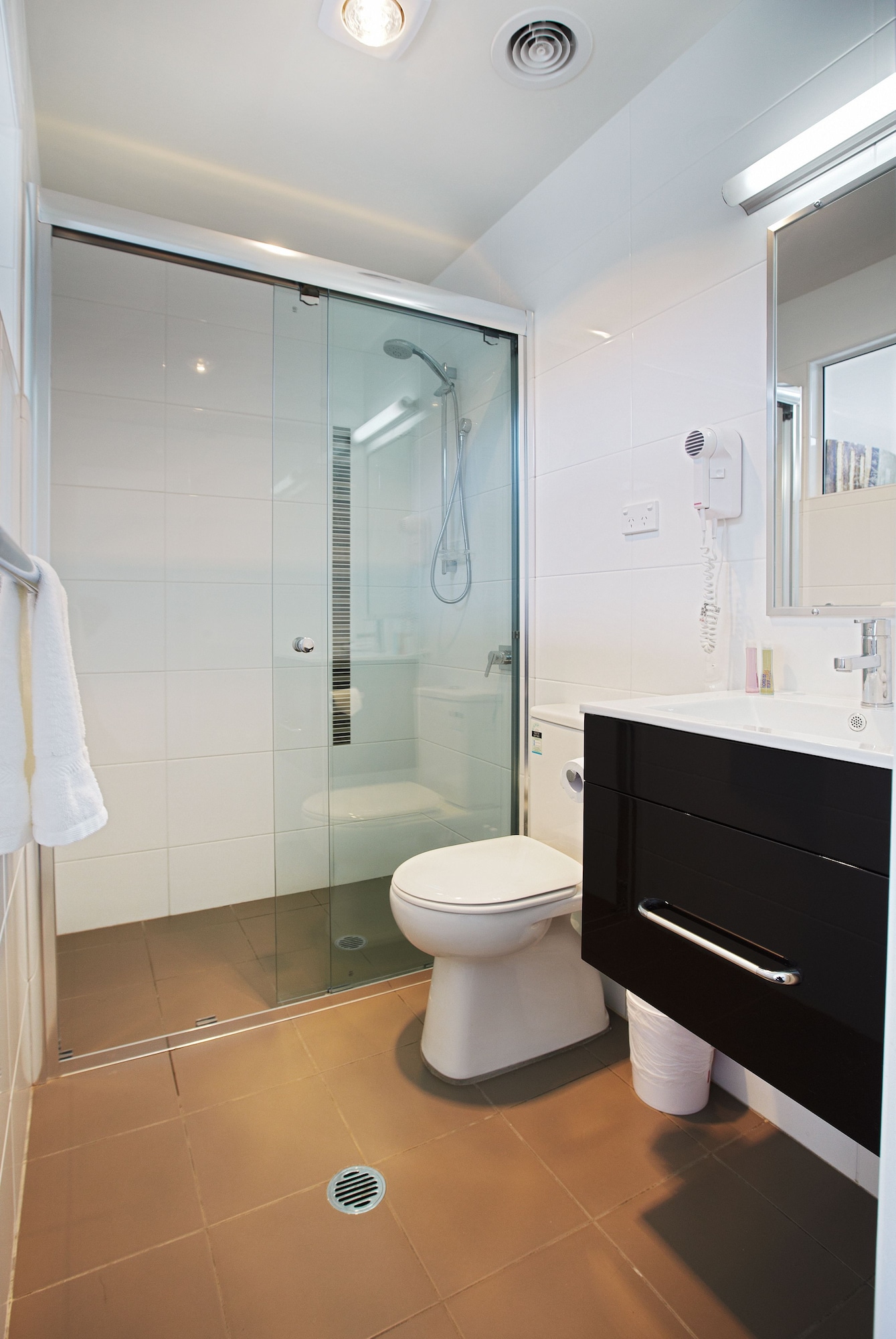 استوديو بسرير كينج بمطبخ صغير في الطابق الأرضي، Charlestown Executive Apartments 9/10