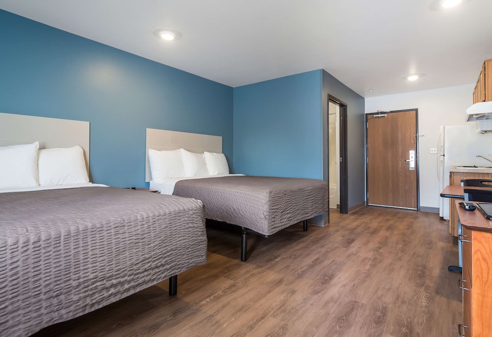 Studio 6 Extended Stay Fort Myers FL 11/49