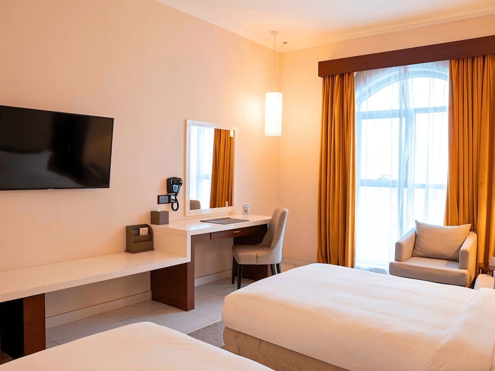 Asma Hotel 11/49