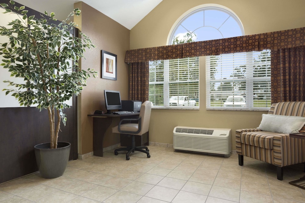 Microtel Inn Suites By Wyndham Carrollton 18/30