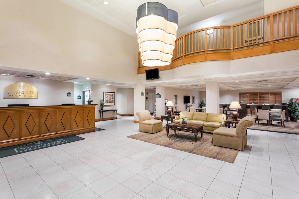 Wingate by Wyndham Calgary 5/39